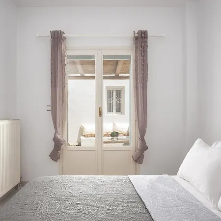 Estia's * Πάνορμος Μυκόνου