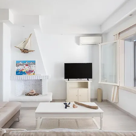 Estia's Panormos (Mykonos)