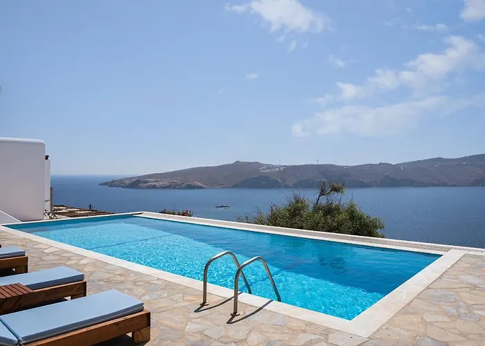 Estia's * Panormos (Mykonos)